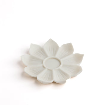 DAISY TEALIGHT HOLDER