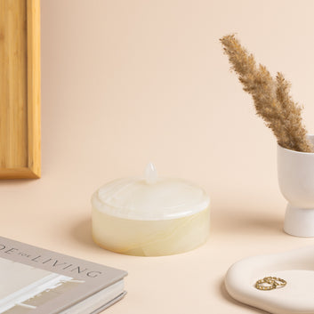 WHITE ONYX LIDDED JAR
