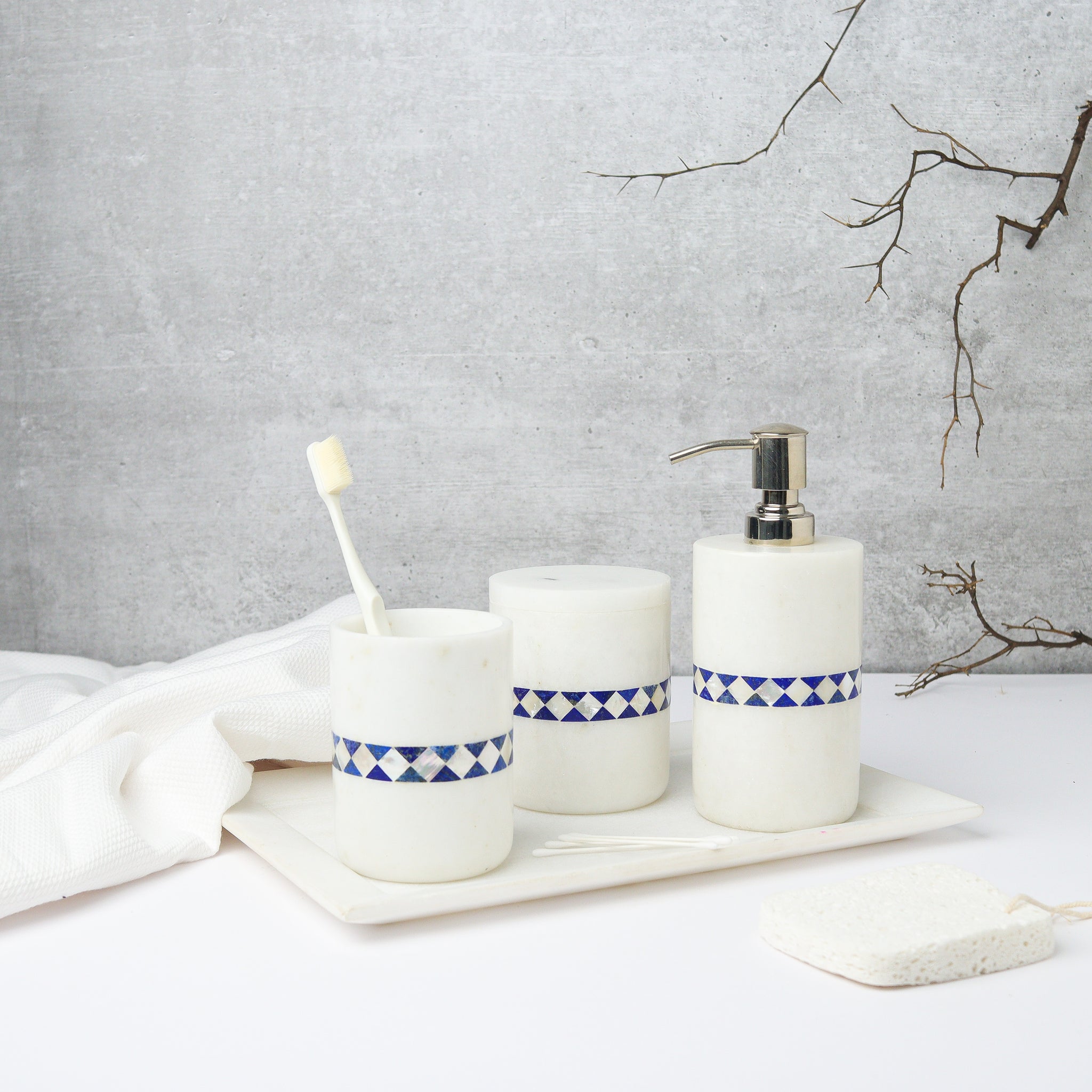 BATHROOM SET